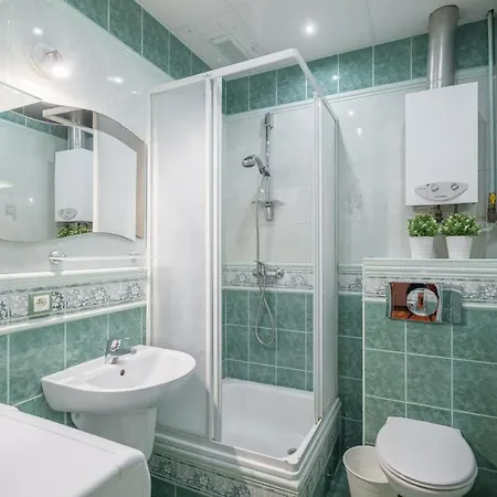 Pokoj Tkacka Czerwony W Apartamencie Ze Wspolna Lazienka I Kuchnia Apartment *